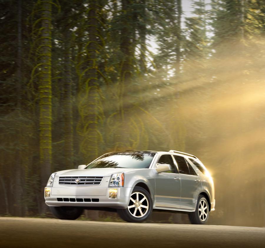  Cadillac SRX 2004 года  (фото 33 из 103)